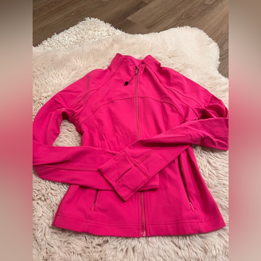 Lululemon cropped define jacket size 6